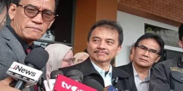 Ⓒ Hak cipta foto di atas dikembalikan sesungguhnya kepada pemilik foto