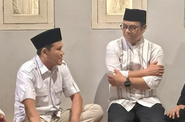 Wagub Aceh Bertakziah ke Rumah Duka Sjamsul Kahar, Ayahanda Wamenkomdigi Nezar Patria