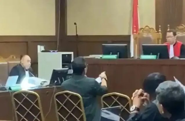 Ⓒ Hak cipta foto di atas dikembalikan sesungguhnya kepada pemilik foto Ⓒ Hak cipta foto di atas dikembalikan sesungguhnya kepada pemilik foto