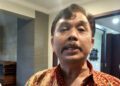 Syahganda Nazar Gunduli Kepala dan Umrah Jika Gibran Didiskualifikasi MK
