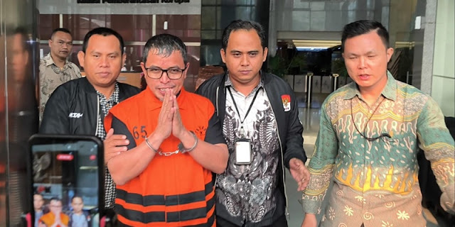 Ⓒ Hak cipta foto di atas dikembalikan sesungguhnya kepada pemilik foto Ⓒ Hak cipta foto di atas dikembalikan sesungguhnya kepada pemilik foto