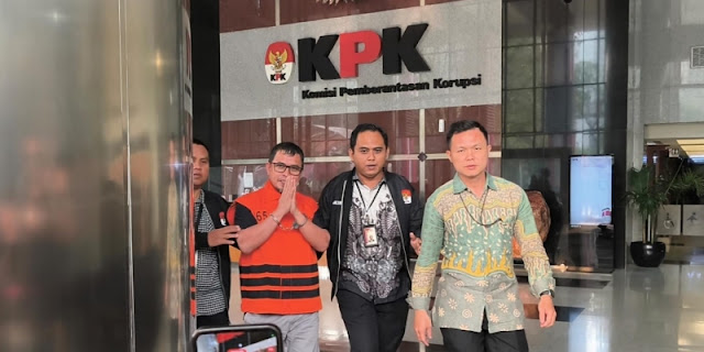 Ⓒ Hak cipta foto di atas dikembalikan sesungguhnya kepada pemilik foto Ⓒ Hak cipta foto di atas dikembalikan sesungguhnya kepada pemilik foto