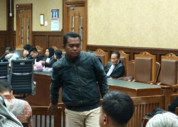 Terungkap, Asrul Azis Taba Titip 406 Ribu Dolar AS ke Gus Alex Lewat 'Bajak Laut'