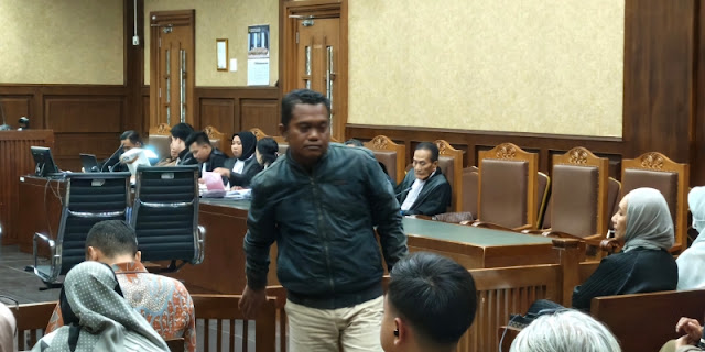 Terungkap, Asrul Azis Taba Titip 406 Ribu Dolar AS ke Gus Alex Lewat 'Bajak Laut'