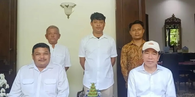 Ⓒ Hak cipta foto di atas dikembalikan sesungguhnya kepada pemilik foto Ⓒ Hak cipta foto di atas dikembalikan sesungguhnya kepada pemilik foto