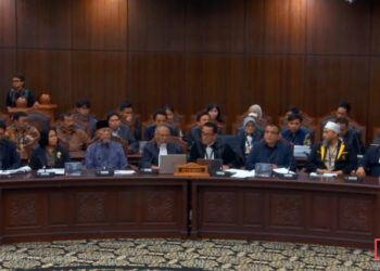 Ⓒ Hak cipta foto di atas dikembalikan sesungguhnya kepada pemilik foto Ⓒ Hak cipta foto di atas dikembalikan sesungguhnya kepada pemilik foto
