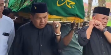 Ⓒ Hak cipta foto di atas dikembalikan sesungguhnya kepada pemilik foto Ⓒ Hak cipta foto di atas dikembalikan sesungguhnya kepada pemilik foto