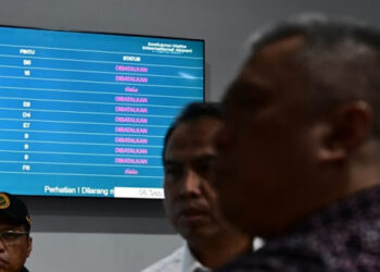 Abu Vulkanik Anak Krakatau Ganggu Penerbangan, 1.558 'Flight' Tertunda