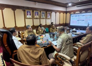Ikuti Rakor Satgas Pascabencana, Dek Fadh Dorong Percepatan Pembangunan Huntap