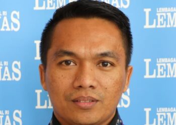 Ⓒ Hak cipta foto di atas dikembalikan sesungguhnya kepada pemilik foto Ⓒ Hak cipta foto di atas dikembalikan sesungguhnya kepada pemilik foto