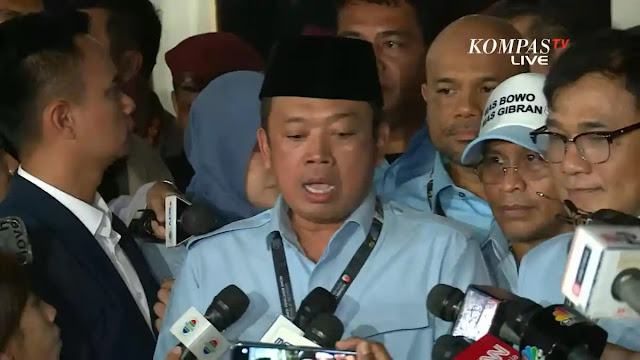 Ⓒ Hak cipta foto di atas dikembalikan sesungguhnya kepada pemilik foto Ⓒ Hak cipta foto di atas dikembalikan sesungguhnya kepada pemilik foto