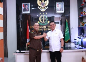 Syech Muharram Silaturahmi dengan Kajari Aceh Besar, Bahas Keindahan Kota Jantho hingga Ekonomi Masyarakat