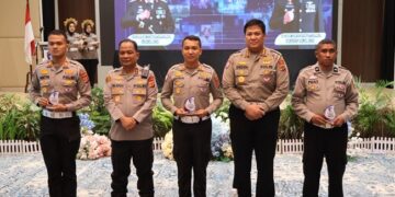 Ⓒ Hak cipta foto di atas dikembalikan sesungguhnya kepada pemilik foto Ⓒ Hak cipta foto di atas dikembalikan sesungguhnya kepada pemilik foto