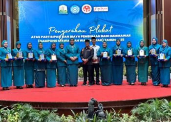 Ⓒ Hak cipta foto di atas dikembalikan sesungguhnya kepada pemilik foto Ⓒ Hak cipta foto di atas dikembalikan sesungguhnya kepada pemilik foto