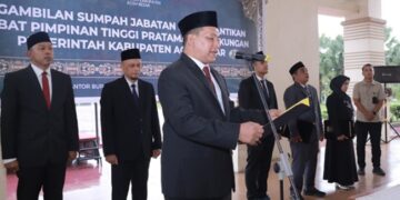 Ⓒ Hak cipta foto di atas dikembalikan sesungguhnya kepada pemilik foto Ⓒ Hak cipta foto di atas dikembalikan sesungguhnya kepada pemilik foto