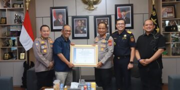 Ⓒ Hak cipta foto di atas dikembalikan sesungguhnya kepada pemilik foto Ⓒ Hak cipta foto di atas dikembalikan sesungguhnya kepada pemilik foto
