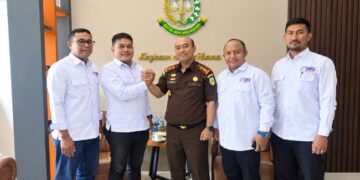 Ⓒ Hak cipta foto di atas dikembalikan sesungguhnya kepada pemilik foto Ⓒ Hak cipta foto di atas dikembalikan sesungguhnya kepada pemilik foto