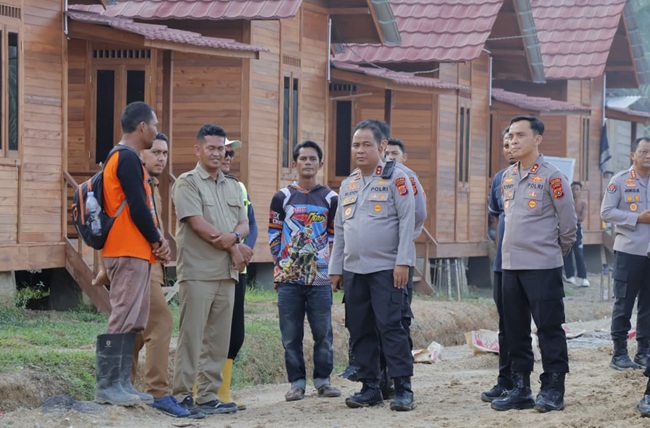 Ⓒ Hak cipta foto di atas dikembalikan sesungguhnya kepada pemilik foto Ⓒ Hak cipta foto di atas dikembalikan sesungguhnya kepada pemilik foto