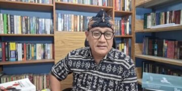 Edy Mulyadi Soroti Pidato Jokowi di Bandung: PSI Pamer Otot, Ada Skenario Gibran Presiden 2029