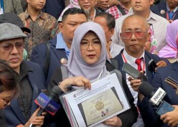 Ⓒ Hak cipta foto di atas dikembalikan sesungguhnya kepada pemilik foto Ⓒ Hak cipta foto di atas dikembalikan sesungguhnya kepada pemilik foto