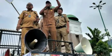 Ⓒ Hak cipta foto di atas dikembalikan sesungguhnya kepada pemilik foto Ⓒ Hak cipta foto di atas dikembalikan sesungguhnya kepada pemilik foto
