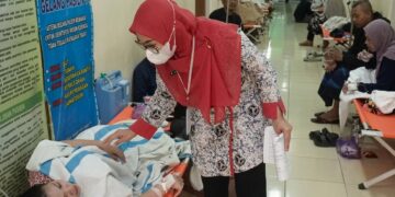 Sebanyak 276 korban dugaan keracunan makanan bergizi gratis (MBG) di Kabupaten Batang, Jawa Tengah, masih menjalani perawatan di sejumlah fasilitas kesehatan hingga Kamis (24/9/2026). FOTO/Net.