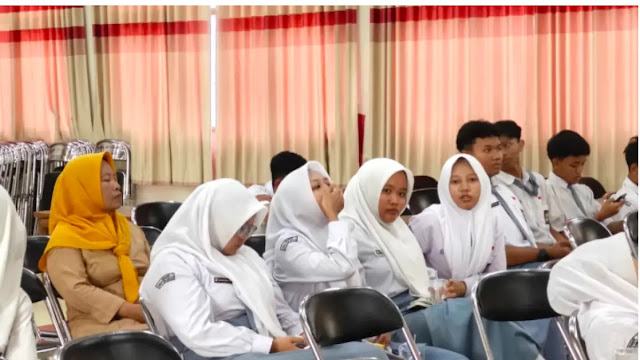 Terjadi Lagi, 136 Siswa dan 1 Guru di SMAN 1 Tunjungan Blora Diduga Keracunan usai Santap MBG