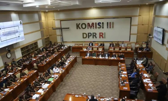 DPR Gebrak Lapas Cibinong: Polri Diminta Bongkar Dugaan Jual-Beli Keistimewaan Narapidana