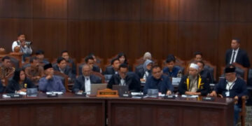 Pencalonan Digugat ke MK, Pendukung Gibran Ungkit Payment Gateway Denny Indrayana