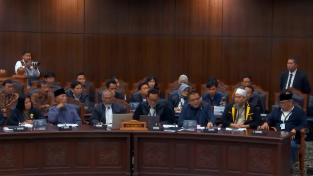 Pencalonan Digugat ke MK, Pendukung Gibran Ungkit Payment Gateway Denny Indrayana