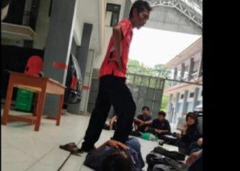 Ⓒ Hak cipta foto di atas dikembalikan sesungguhnya kepada pemilik foto Ⓒ Hak cipta foto di atas dikembalikan sesungguhnya kepada pemilik foto