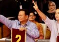 Prabowo Subianto dan Gibran Rakabuming saat ambil nomor urut di KPU. FOTO/RMOL.