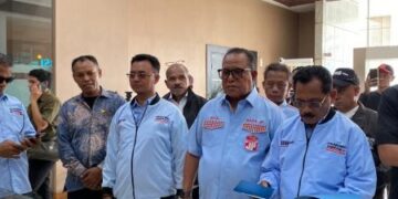 Relawan Merasa Gibran Dizalimi Denny Indrayana cs, Sebut MK Tak Berwenang Koreksi Ijazah
