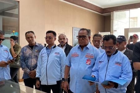 Relawan Merasa Gibran Dizalimi Denny Indrayana cs, Sebut MK Tak Berwenang Koreksi Ijazah