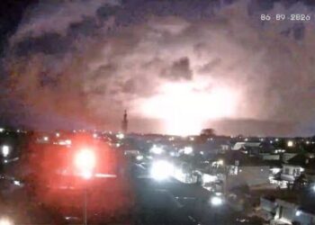Muncul Kilatan Misterius di Langit Bali, Ini Respons BBMKG