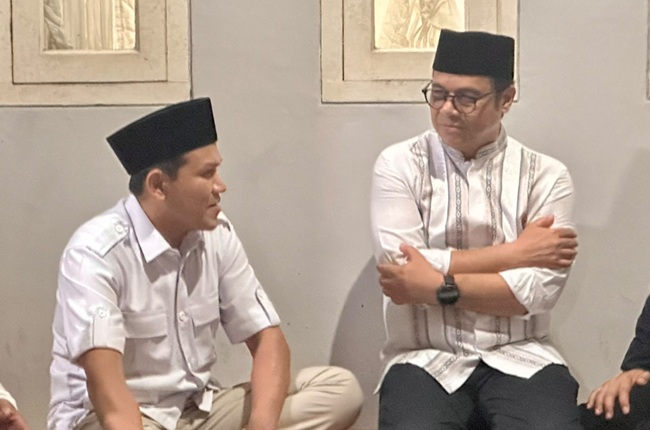 Wagub Aceh Bertakziah ke Rumah Duka Sjamsul Kahar, Ayahanda Wamenkomdigi Nezar Patria