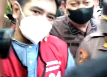 Ⓒ Hak cipta foto di atas dikembalikan sesungguhnya kepada pemilik foto Ⓒ Hak cipta foto di atas dikembalikan sesungguhnya kepada pemilik foto