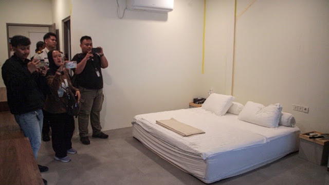 Terungkap Jumlah Kamar Mewah yang Ada di Lapas Cibinong, Fasilitas Super Lengkap Hingga Ada Alkohol. FOTO/Net.