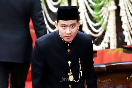 Tak Mudah Pecat Gibran Meski Gugatan Denny Indrayana Cs Dikabulkan MK