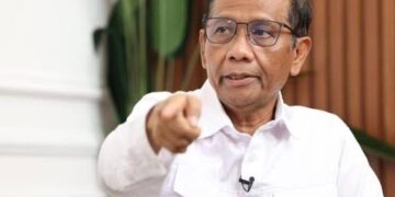 Mahfud MD Ungkap Pergantian Listyo Sigit Sempat Gagal, Nama Gibran Disinggung