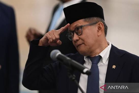 Rocky Gerung Pertanyakan Kedatangan Jokowi ke Rumah Prabowo: Menego-Mngingatkan Perjanjian Politik?