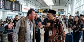 Wakil Rakyat Kota Pekanbaru Ribut di Bandara Soetta, Polisi Kelimpungan Panggil Gubernur Riau