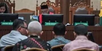 Ratusan Miliar ke Nusron Mencuat di Sidang Korupsi Kuota Haji, Istri Fahd Arafiq Disorot