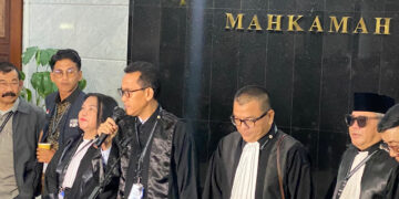 Tolak Gugatan, MK Sebut Pemohon tak Punya Legal Standing / Bukan Peserta Pemilu 2024