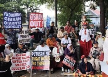 Pemakzulan Gibran: Rakyat Menuntut Presiden Prabowo Pimpin Radical Break