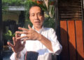 Jokowi Jenius Taklukkan Hati Rakyat Lewat Gaya Berpakaian