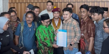 Sempat Tertahan, KIPP-AKSI Akhirnya Serahkan Surat Angket Gibran ke Fraksi PKB