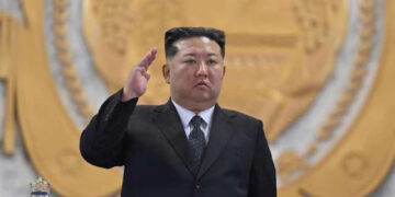 Sempat Dirumorkan Meninggal, Kim Jong-un Muncul di Pameran Mode Korut