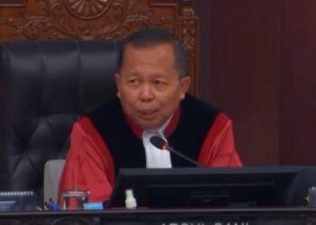 Sidang Ijazah, Arsul Sani Pertanyakan Kewenangan MK Batalkan Pelantikan Gibran