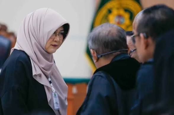 Dr Tifa Kecewa Jokowi Tak Hadir di Sidang, Pertanyakan Pemeriksaan Saksi